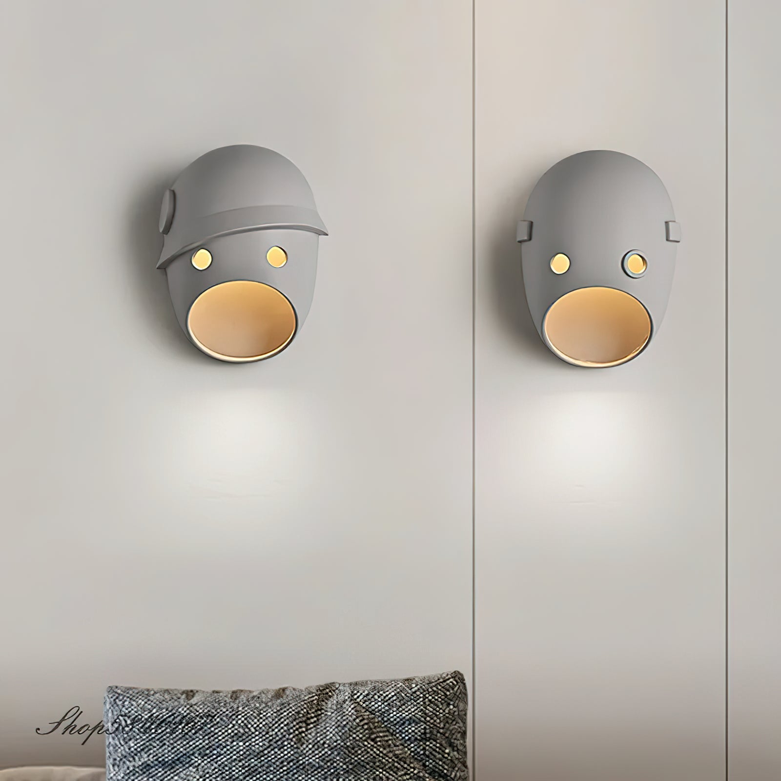 Party Wall Lamp