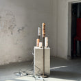 Bild in Galerie-Betrachter laden, Payson Alabaster Floor Lamp
