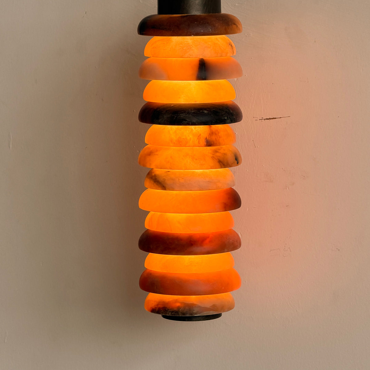 Payson Alabaster-Wandleuchte