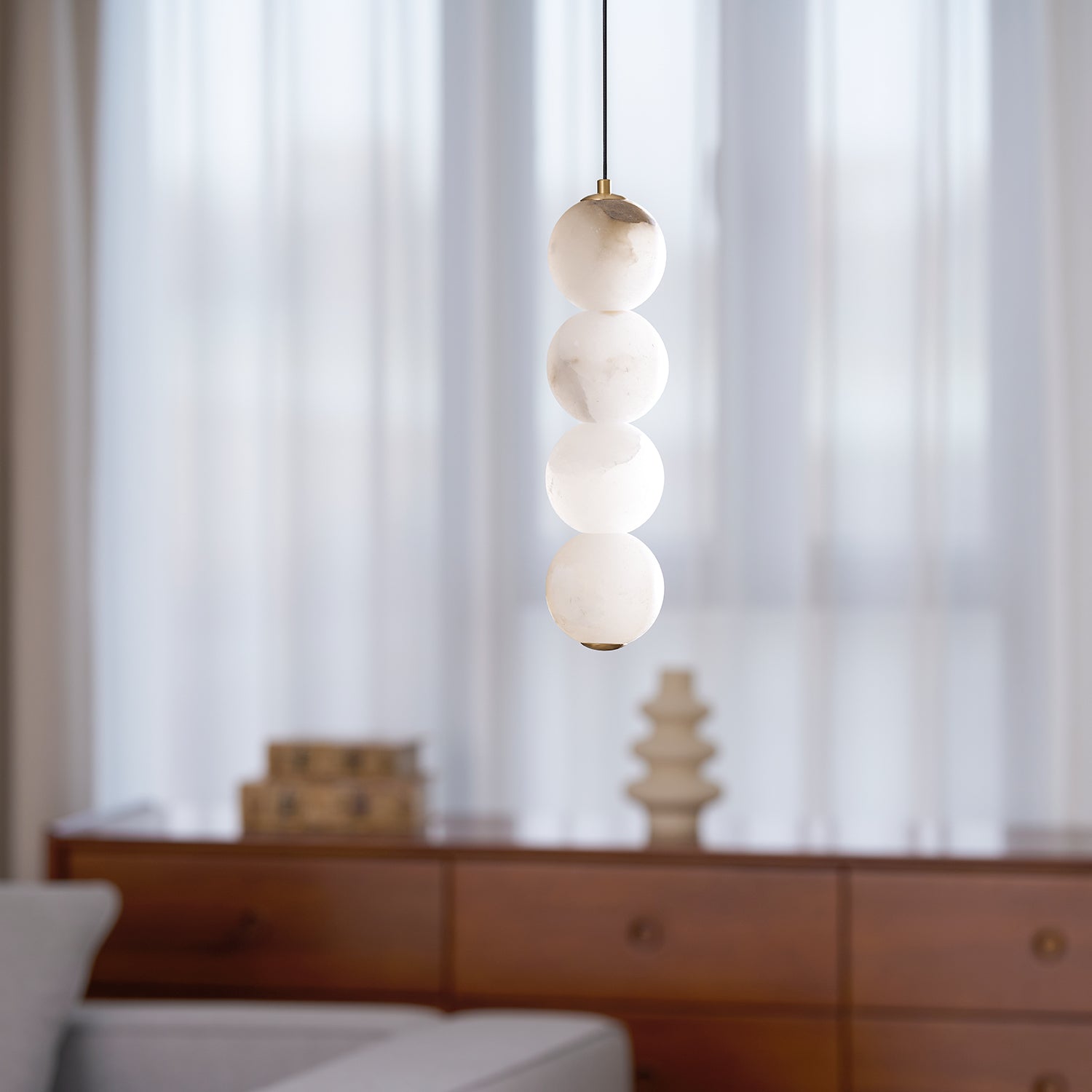 Pearl Alabaster Pendant Light