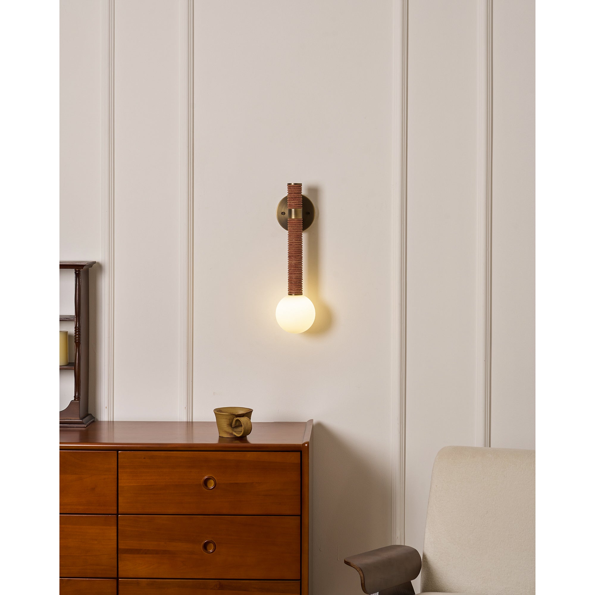 Pell Wall Lamp