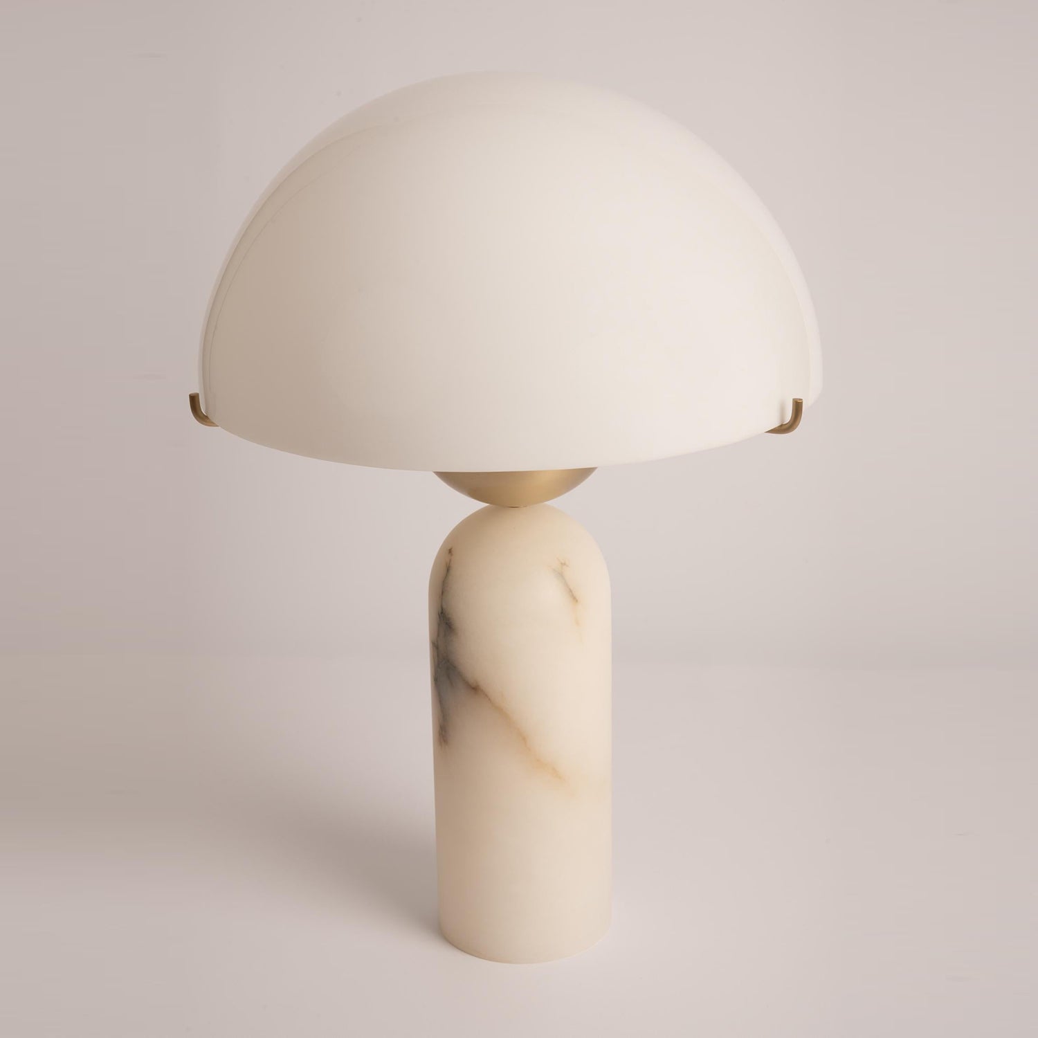 Peono Table Lamp