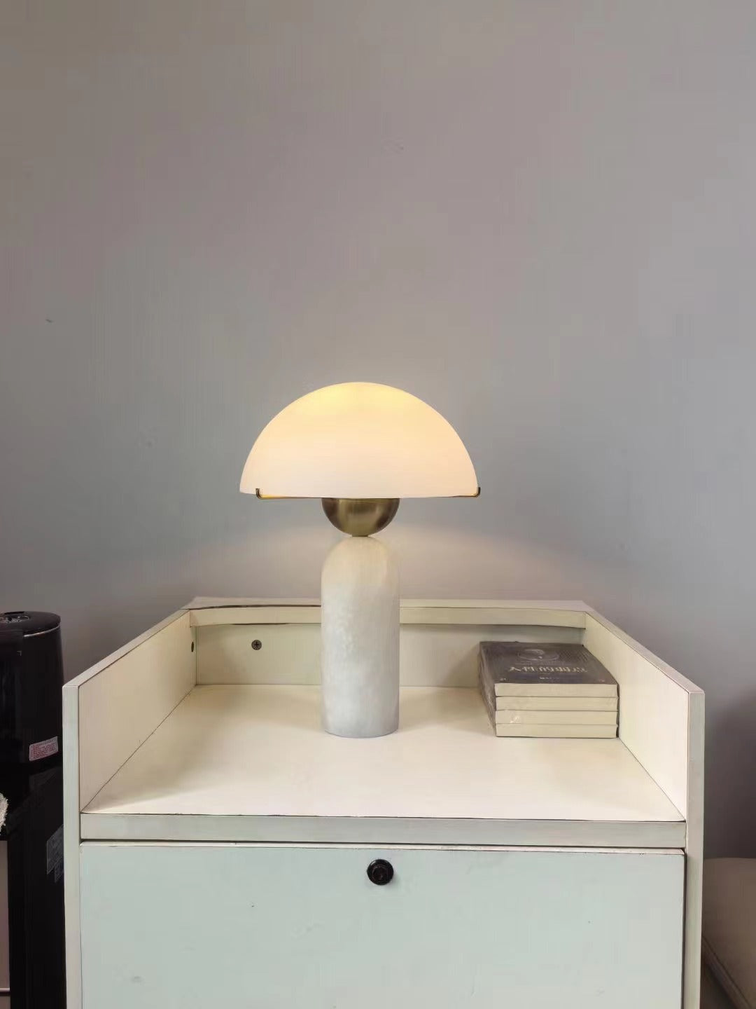 Peono Table Lamp