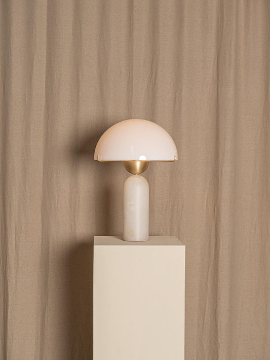 Peono Table Lamp