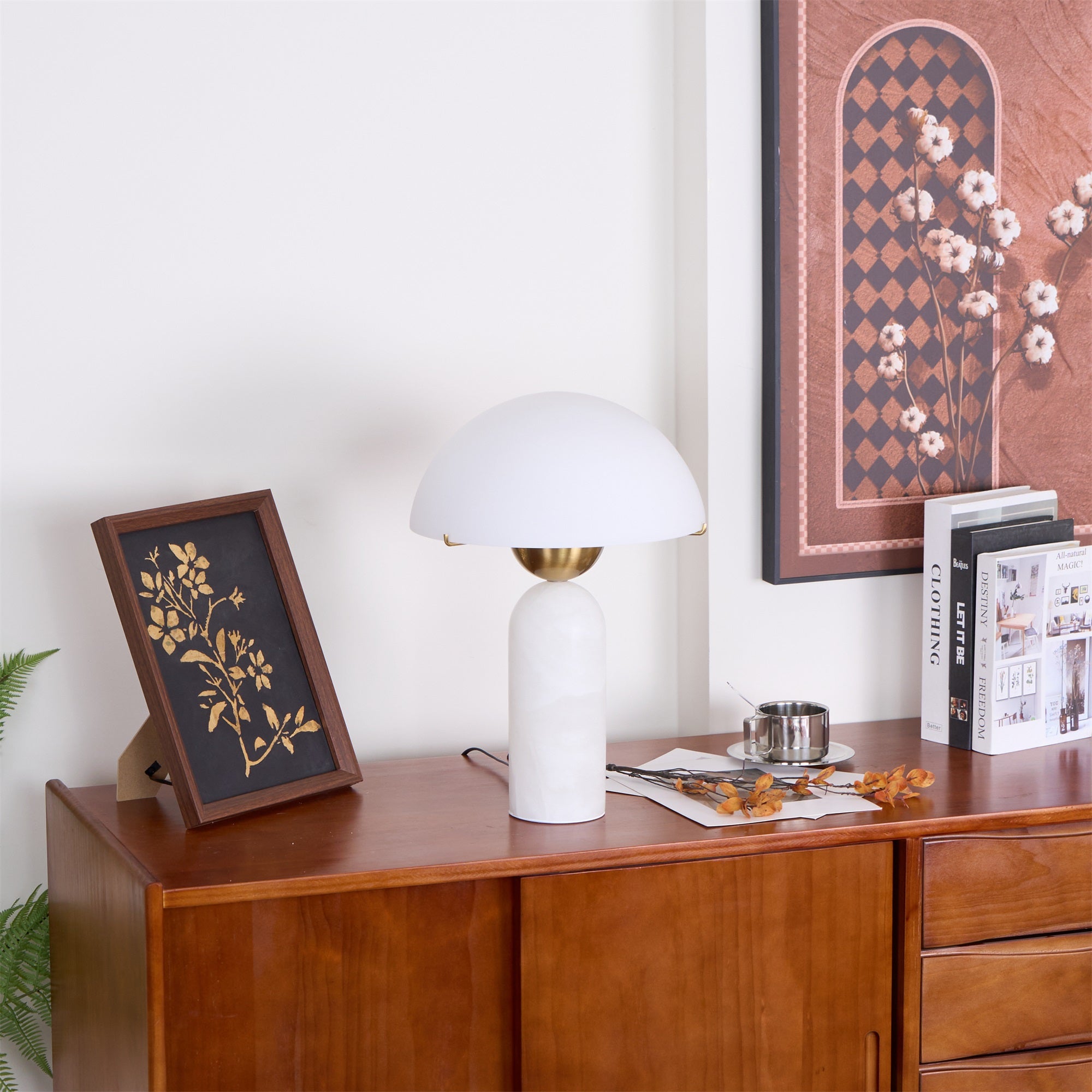 Peono Table Lamp