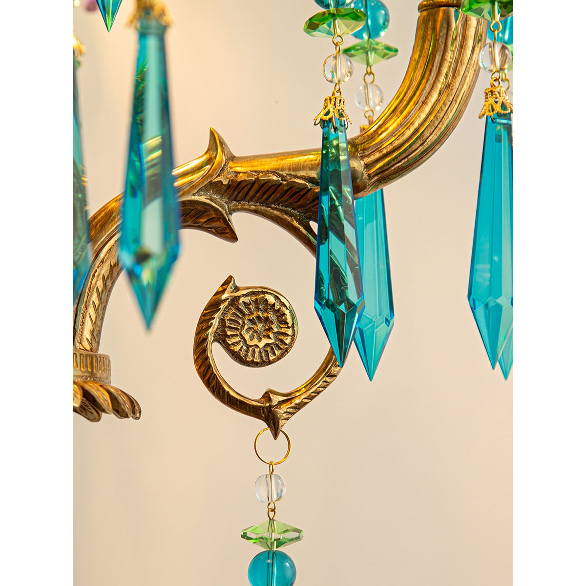 Perky Peacock Table Lamp