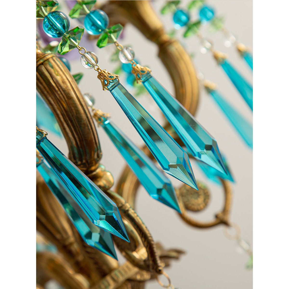 Perky Peacock Table Lamp