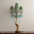 Bild in die Galerieansicht laden, Perky Peacock Table Lamp
