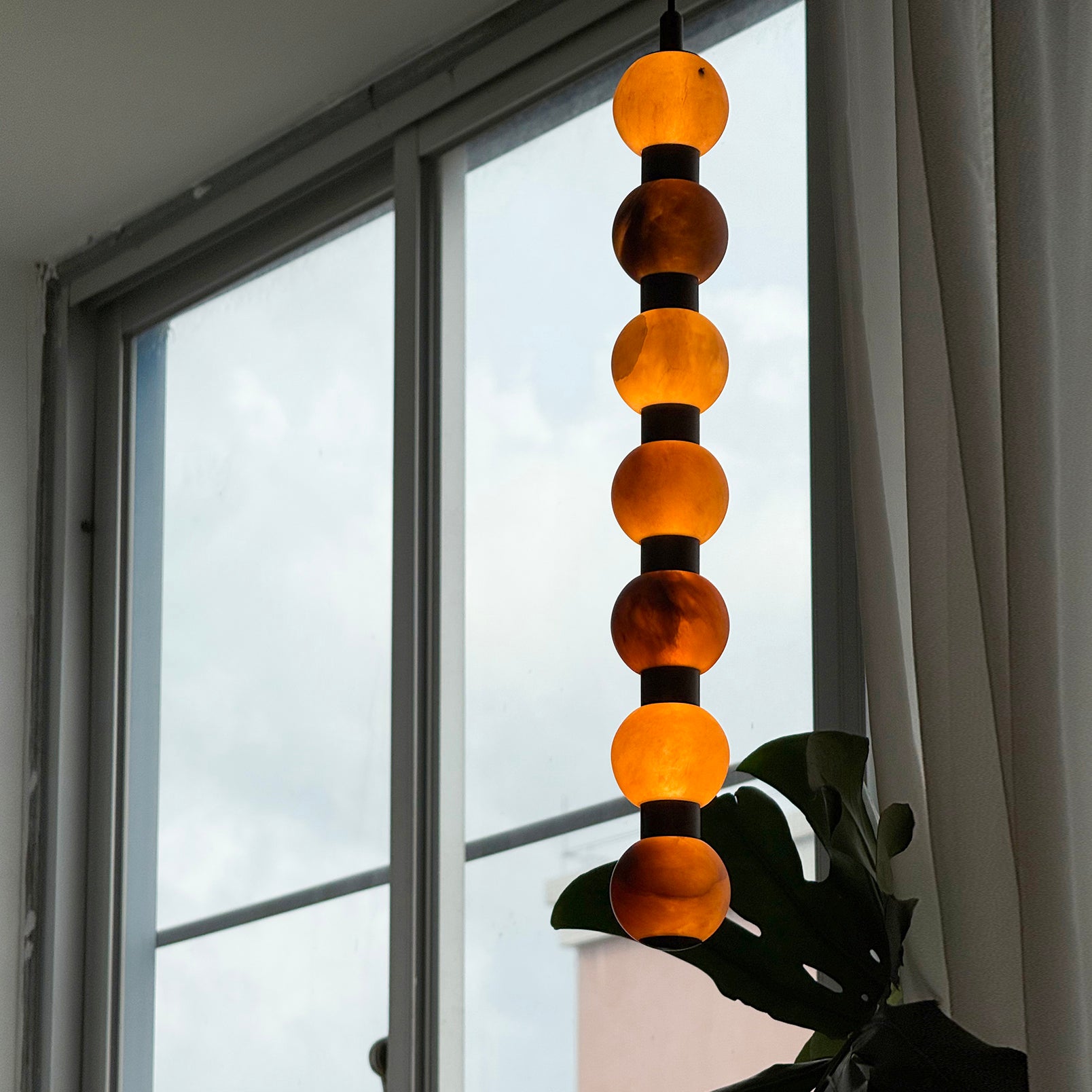 Perle Alabaster Pendant Lamp