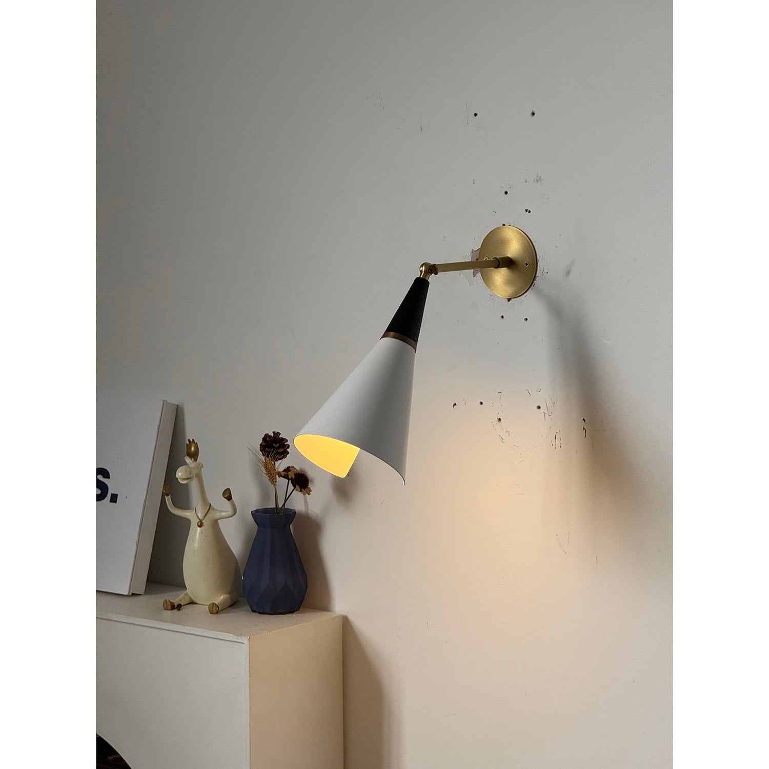 Petite Magari Wall Lamp