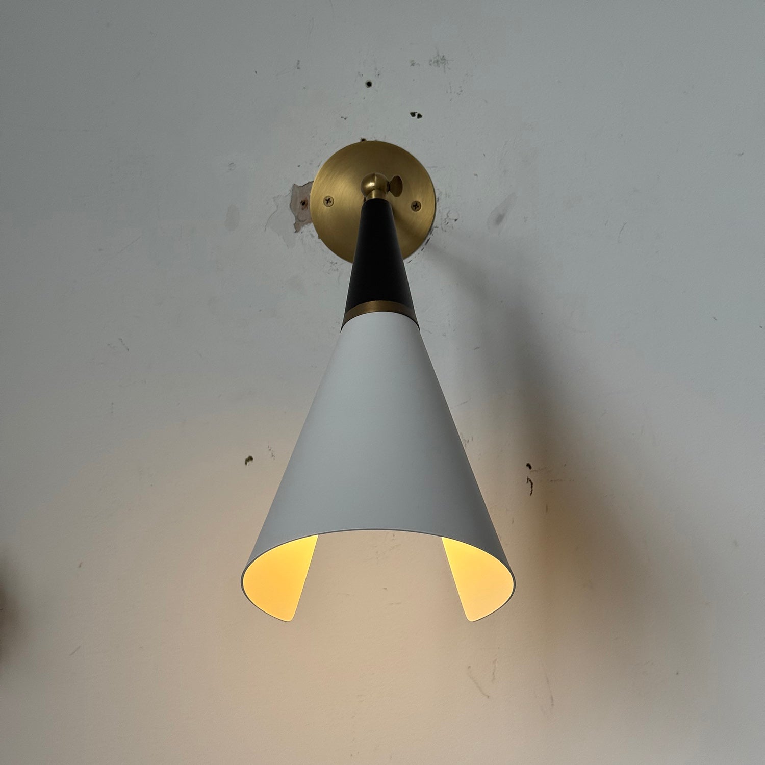 Petite Magari Wall Lamp
