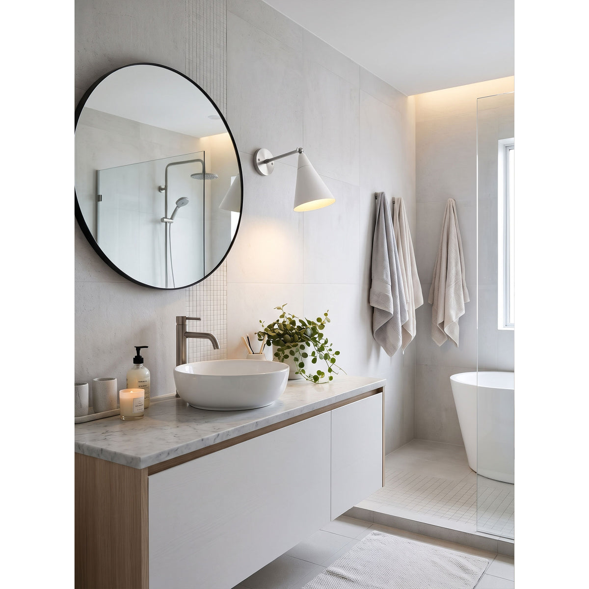 Petite Magari Wall Lamp