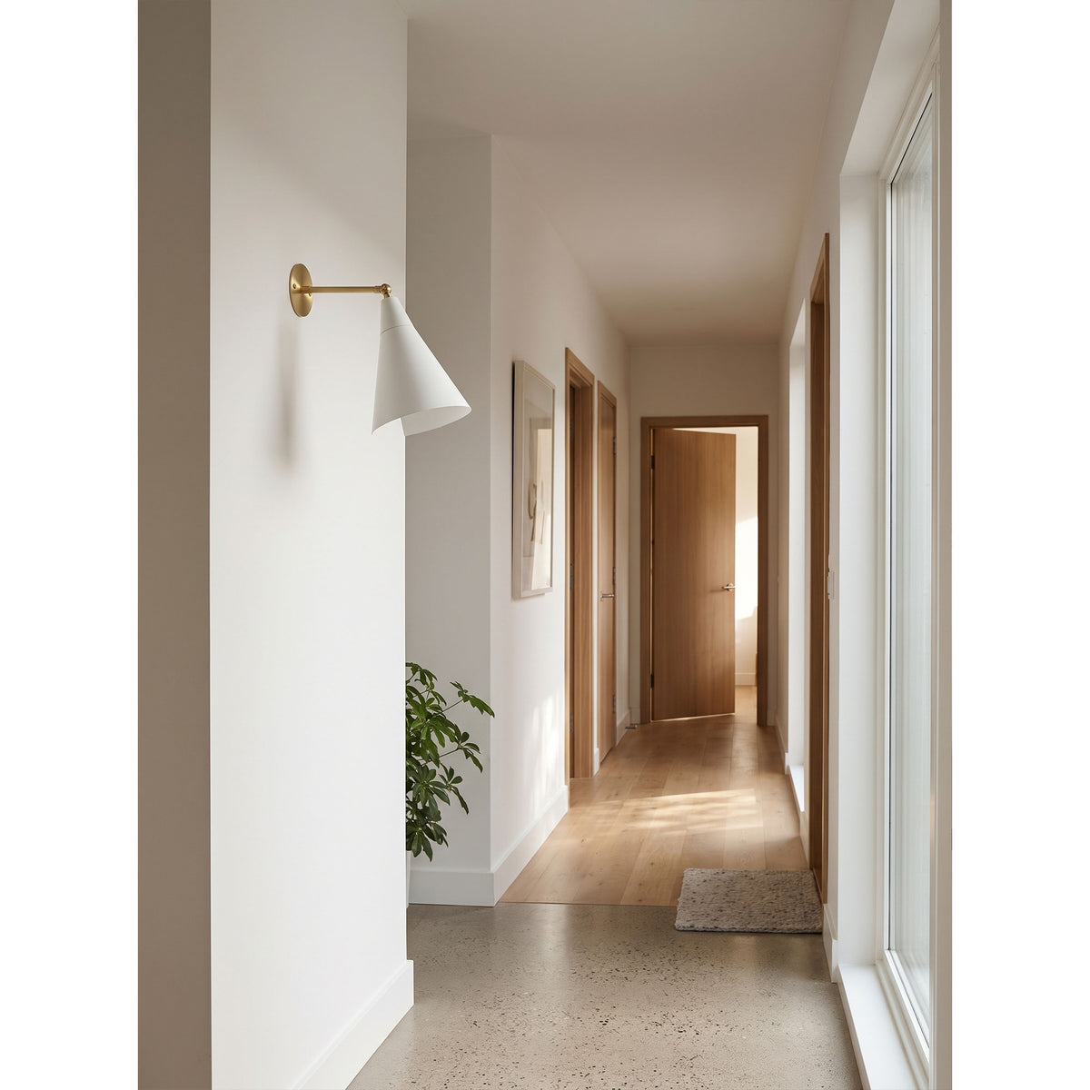 Petite Magari Wall Lamp