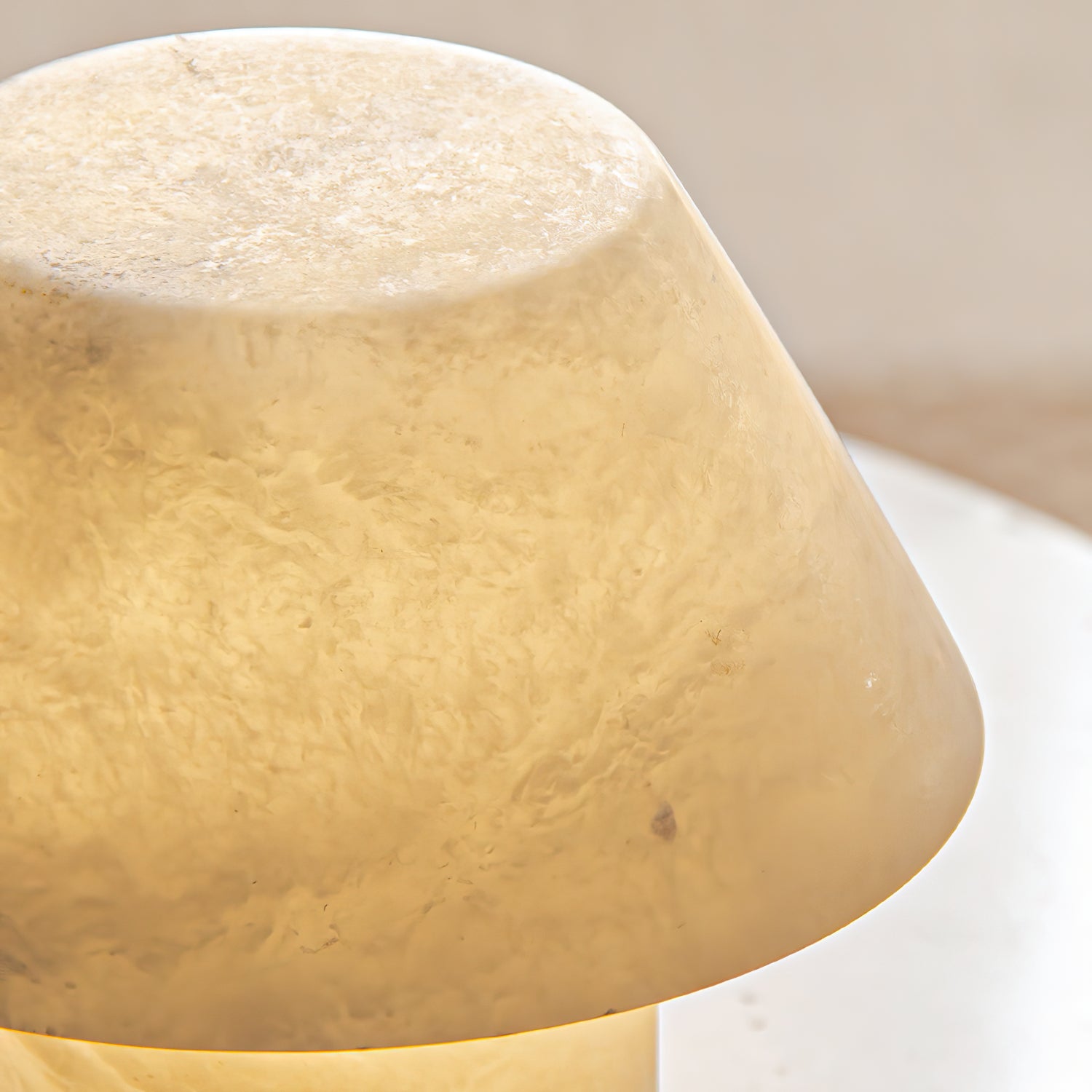 Petra Table Lamp