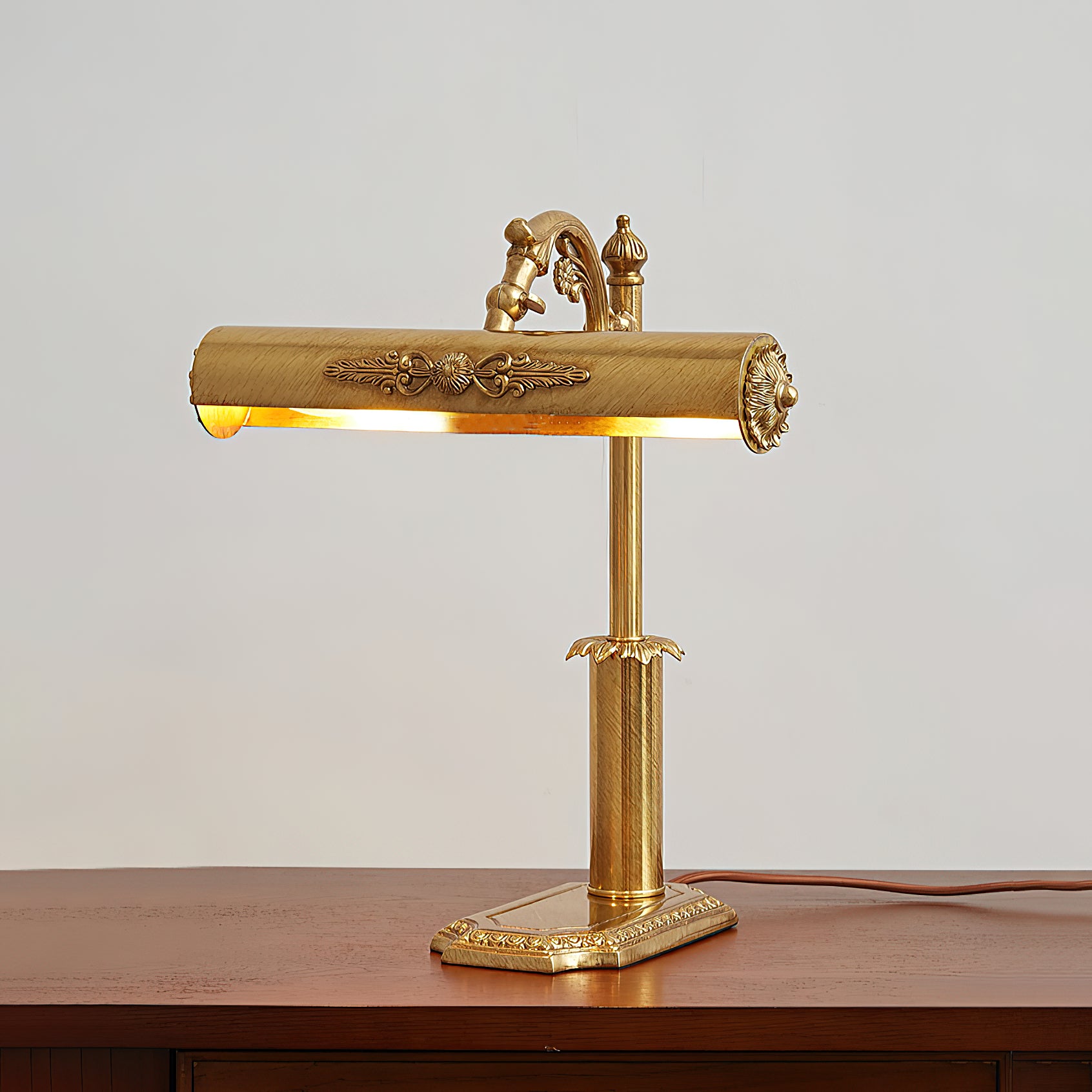 Piano Mate Table Lamp