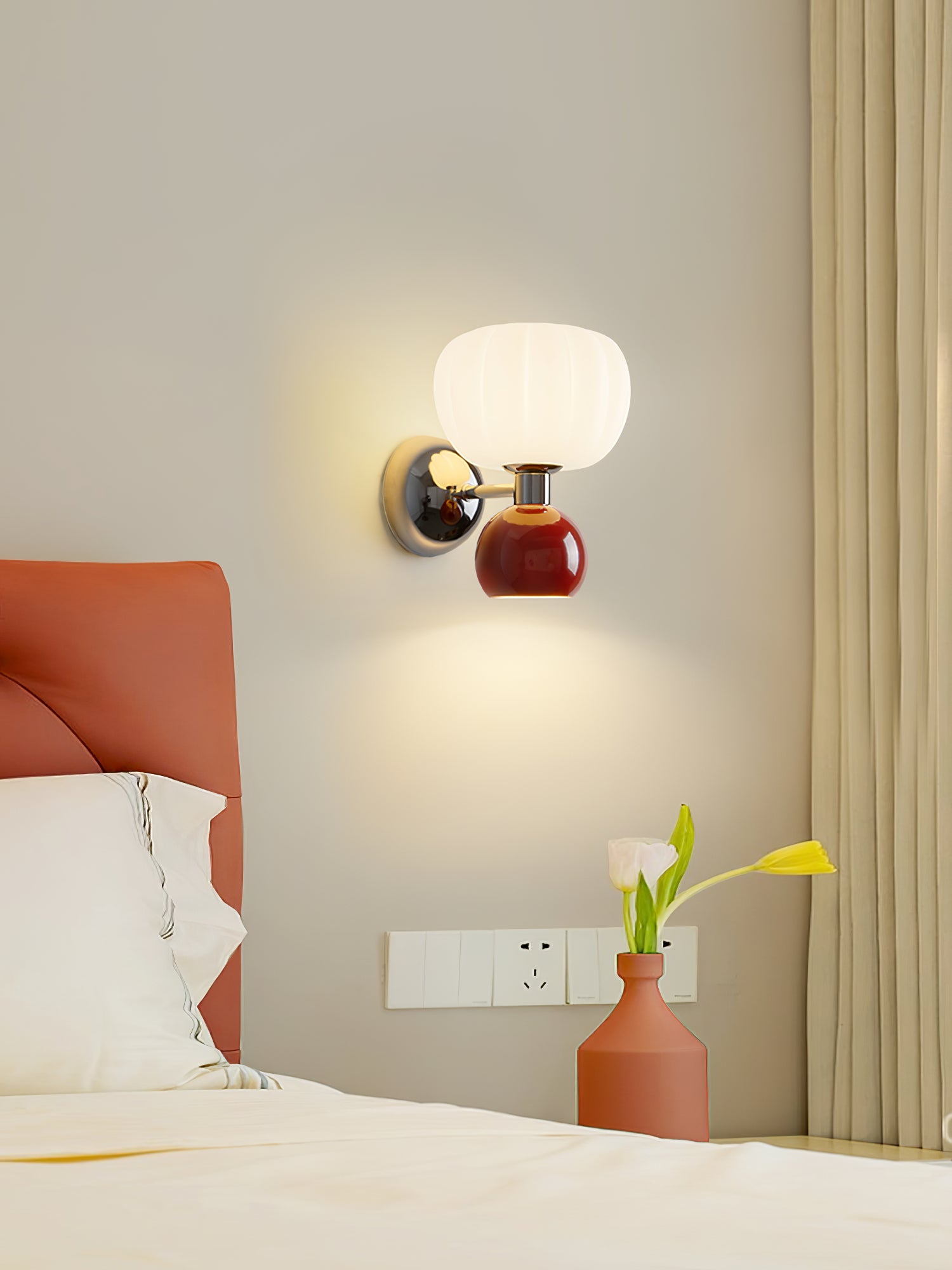 Pimiento Wall Lamp