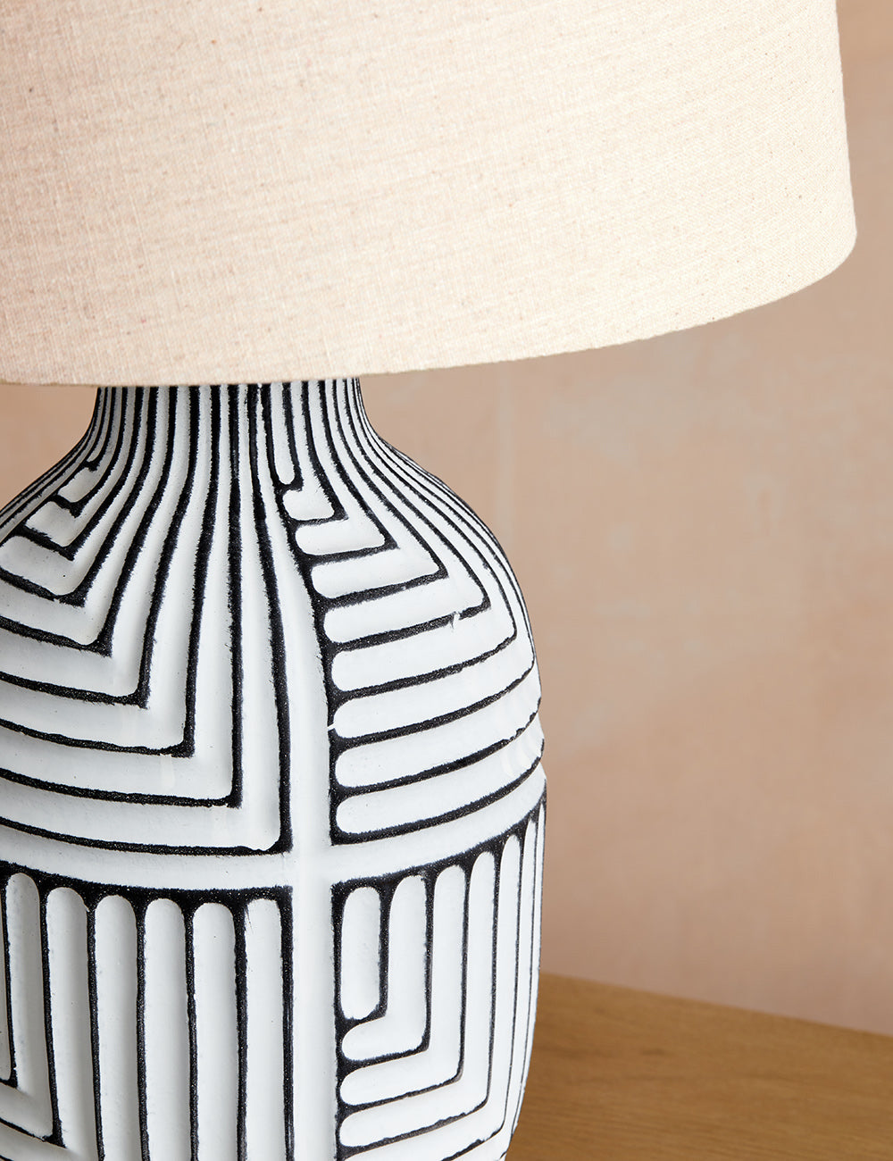 Pontarelli Table Lamp