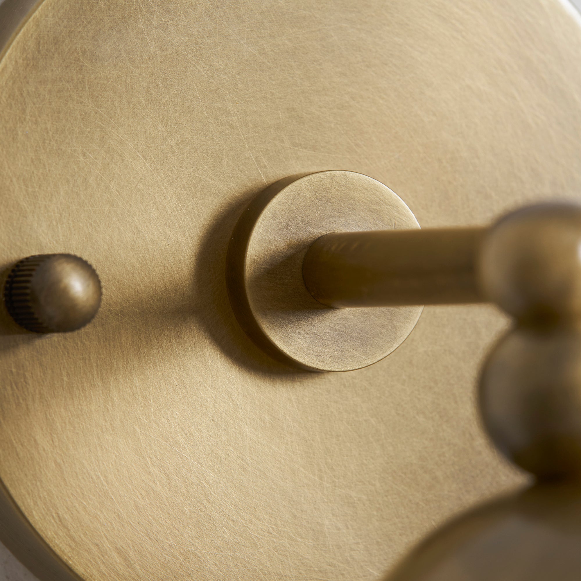 Pratt Wall Lamp