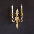 Load image into Gallery viewer, Royal Bee Wall Sconce
