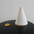 Bild in Galerie-Betrachter laden, White Plaster Pendant Lamp
