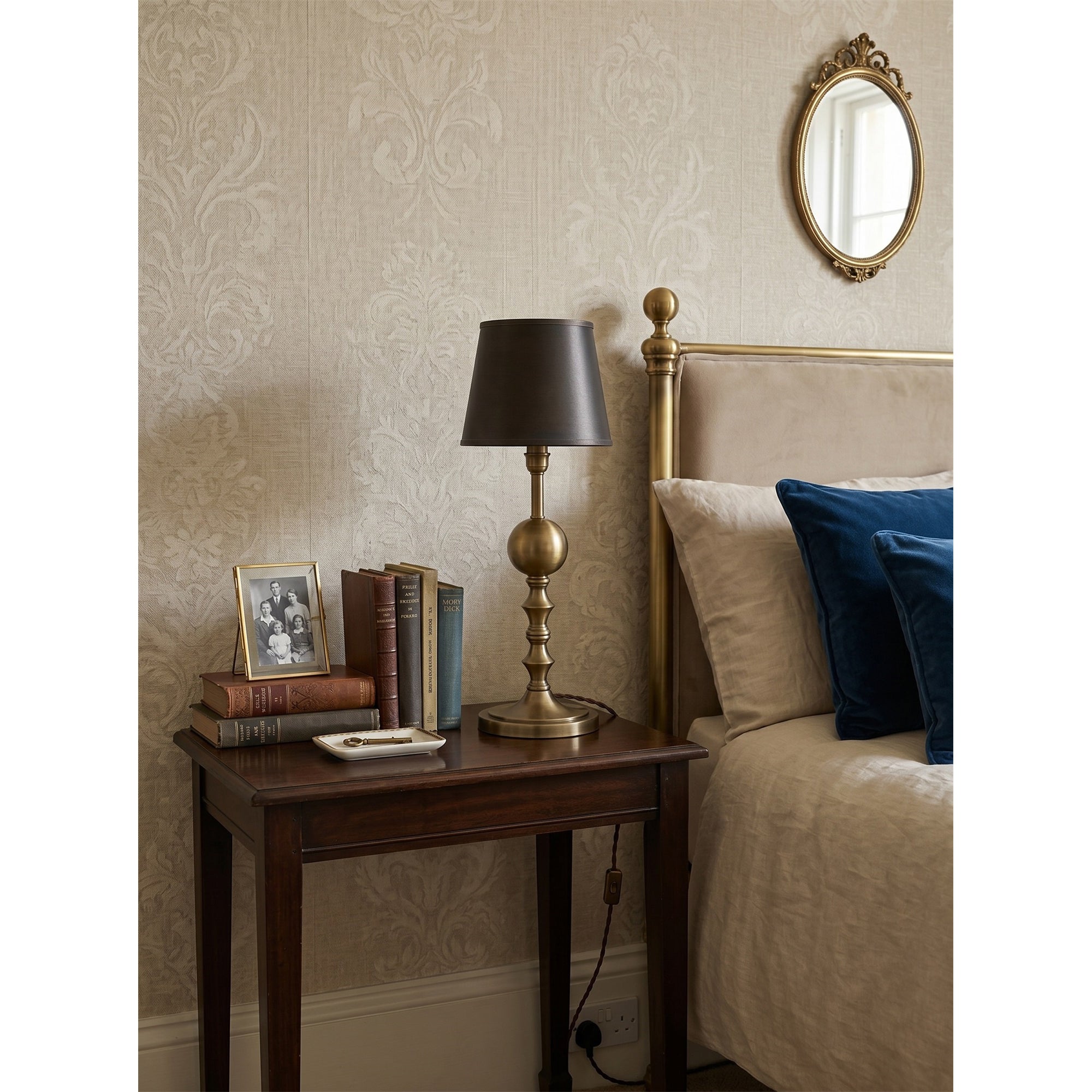 Alden Table Lamp