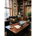 Load image into Gallery viewer, Aleta Table Lamp
