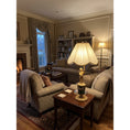 Charger l'image dans la visionneuse de la galerie, Amor Figural Accent Table Lamp
