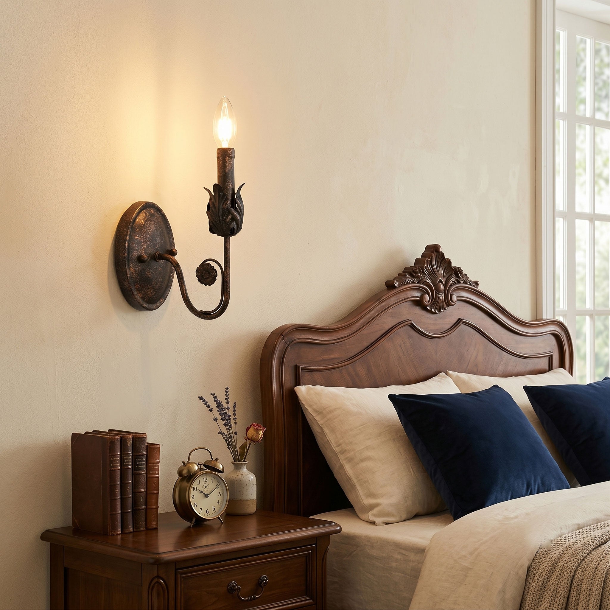 Antonia Wall Lamp