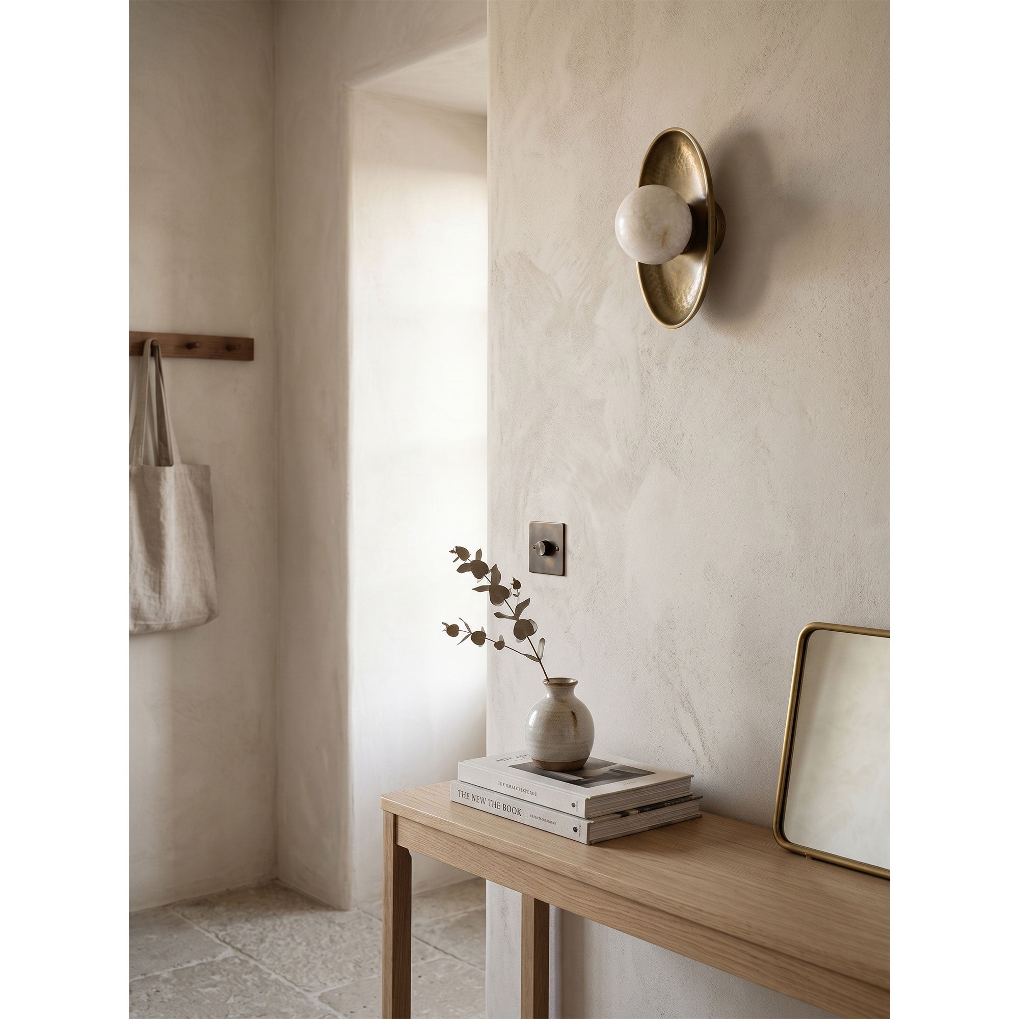 Aosta Disc Alabaster Wall Sconce