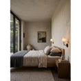 Bild in Galerie-Betrachter laden, Aspen Alabaster Wall Sconce
