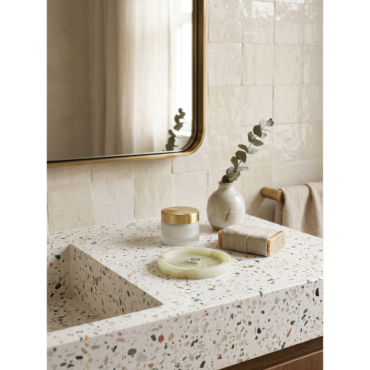 Atoll Stone Round Tray