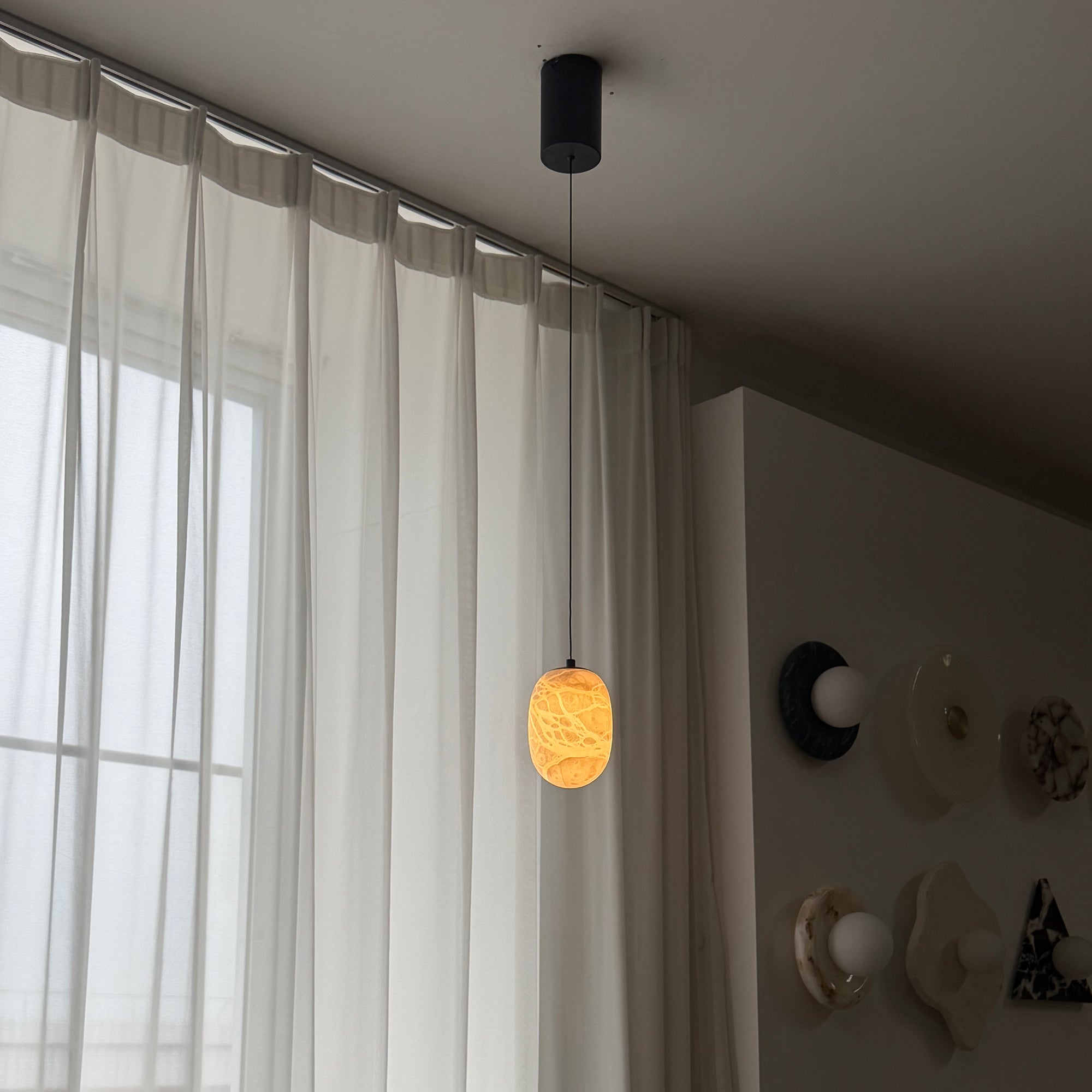 Aurora Alabaster Pendant Lamp