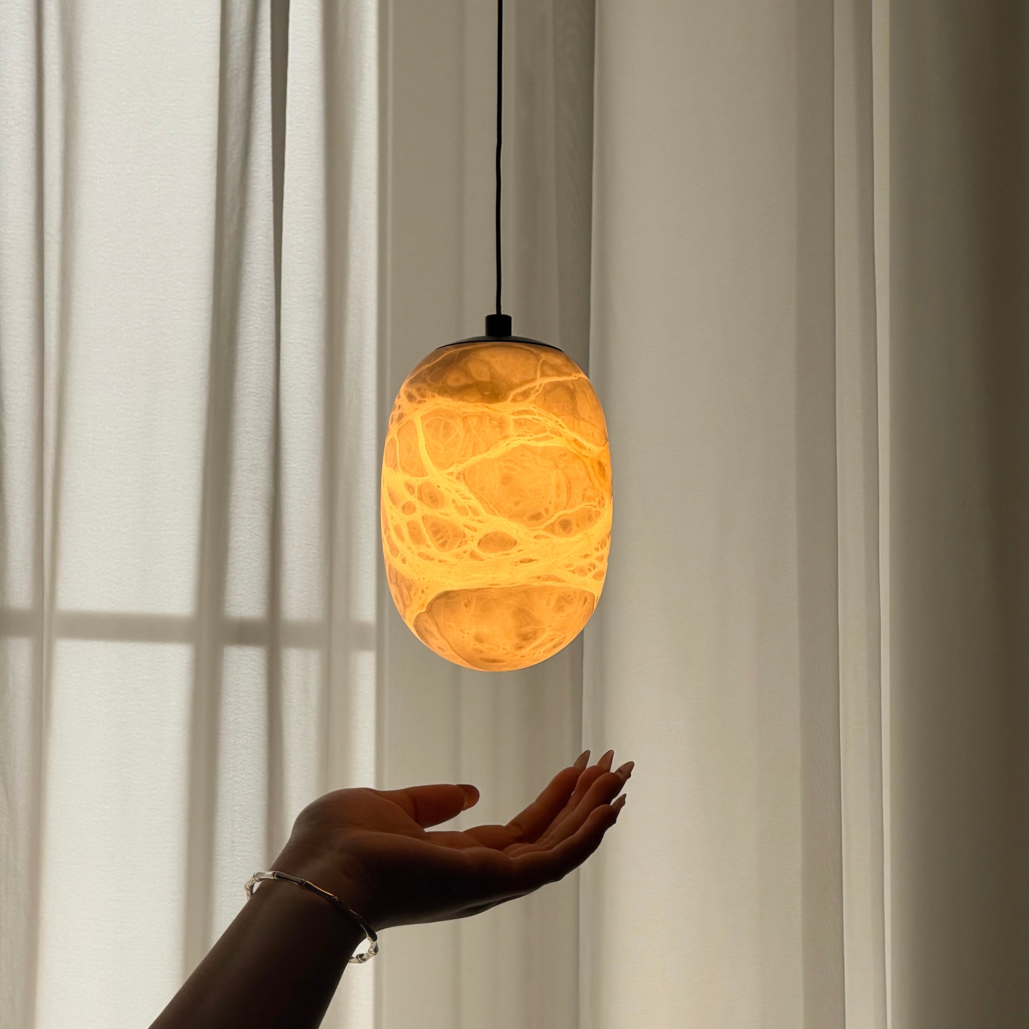 Aurora Alabaster Pendant Lamp