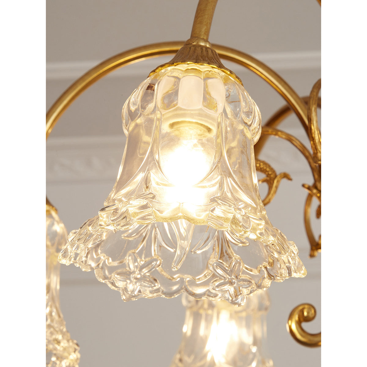Aveline Chandelier