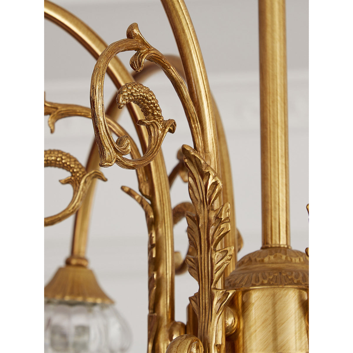 Aveline Chandelier