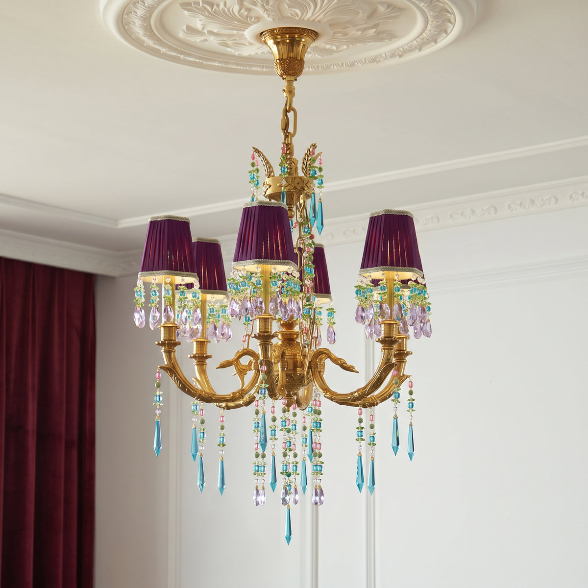 Lustre Perky Peacock
