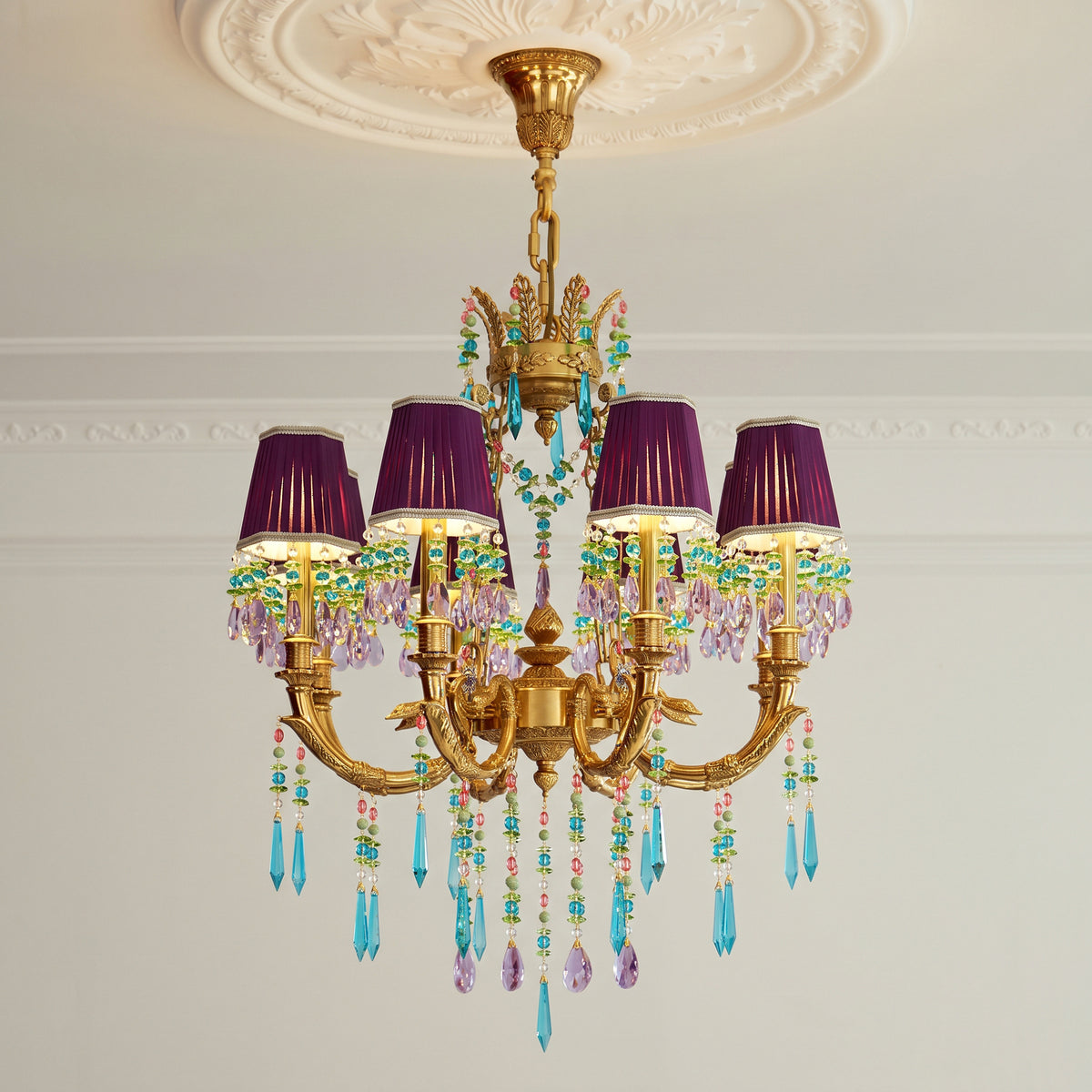 Lustre Perky Peacock