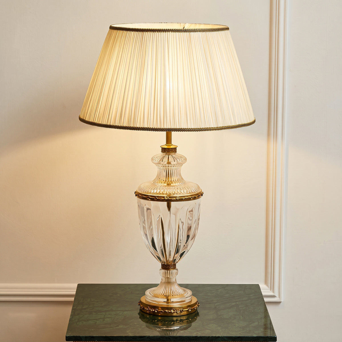 Lampe de Table Blenheim en Verre Urne