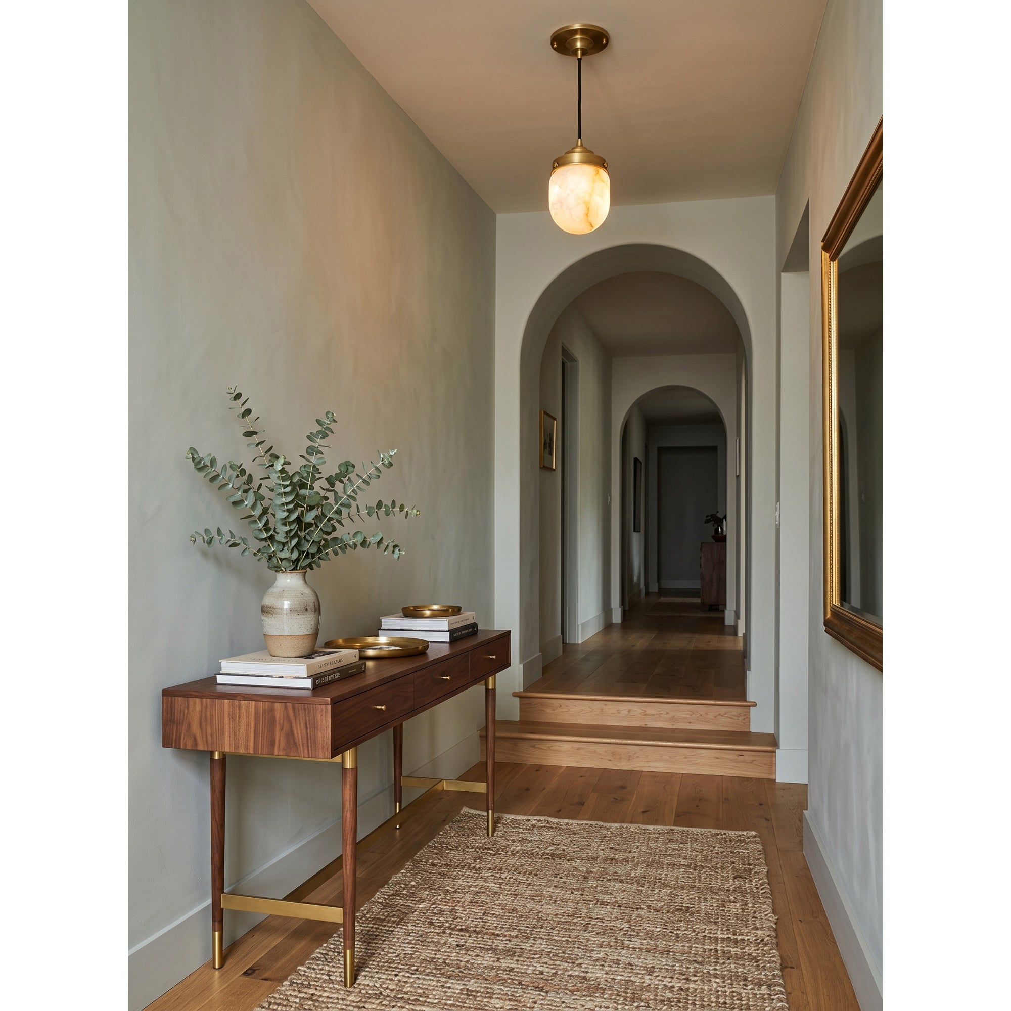 Bullet-shaped Alabaster Pendant Lamp