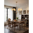 Bild in die Galerieansicht laden, Camilla Tail Chandelier
