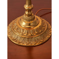 Bild in die Galerieansicht laden, Carlton Candelabra Table Lamp
