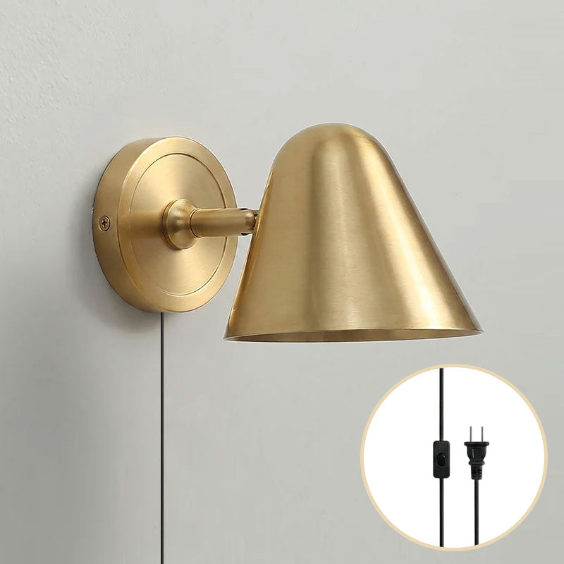 مصباح جداري Casa Cone الموصول بالقابس