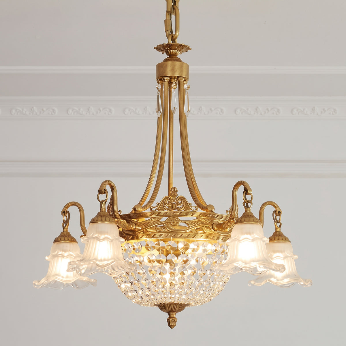 Cliveden Tulip Basket Chandelier