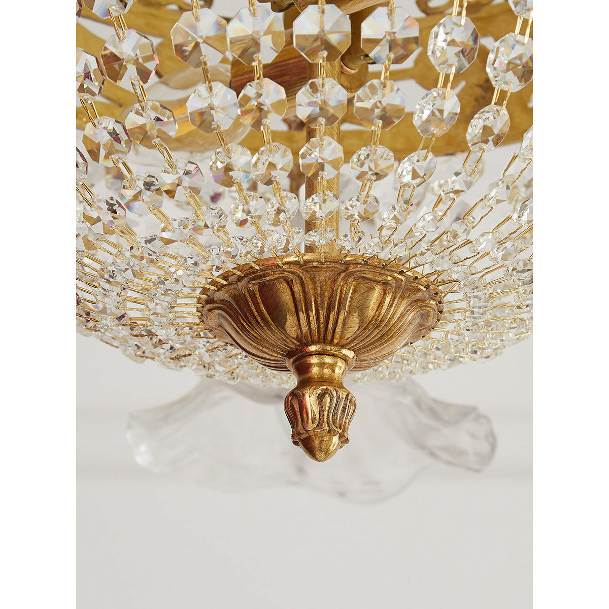 Cliveden Tulip Basket Chandelier