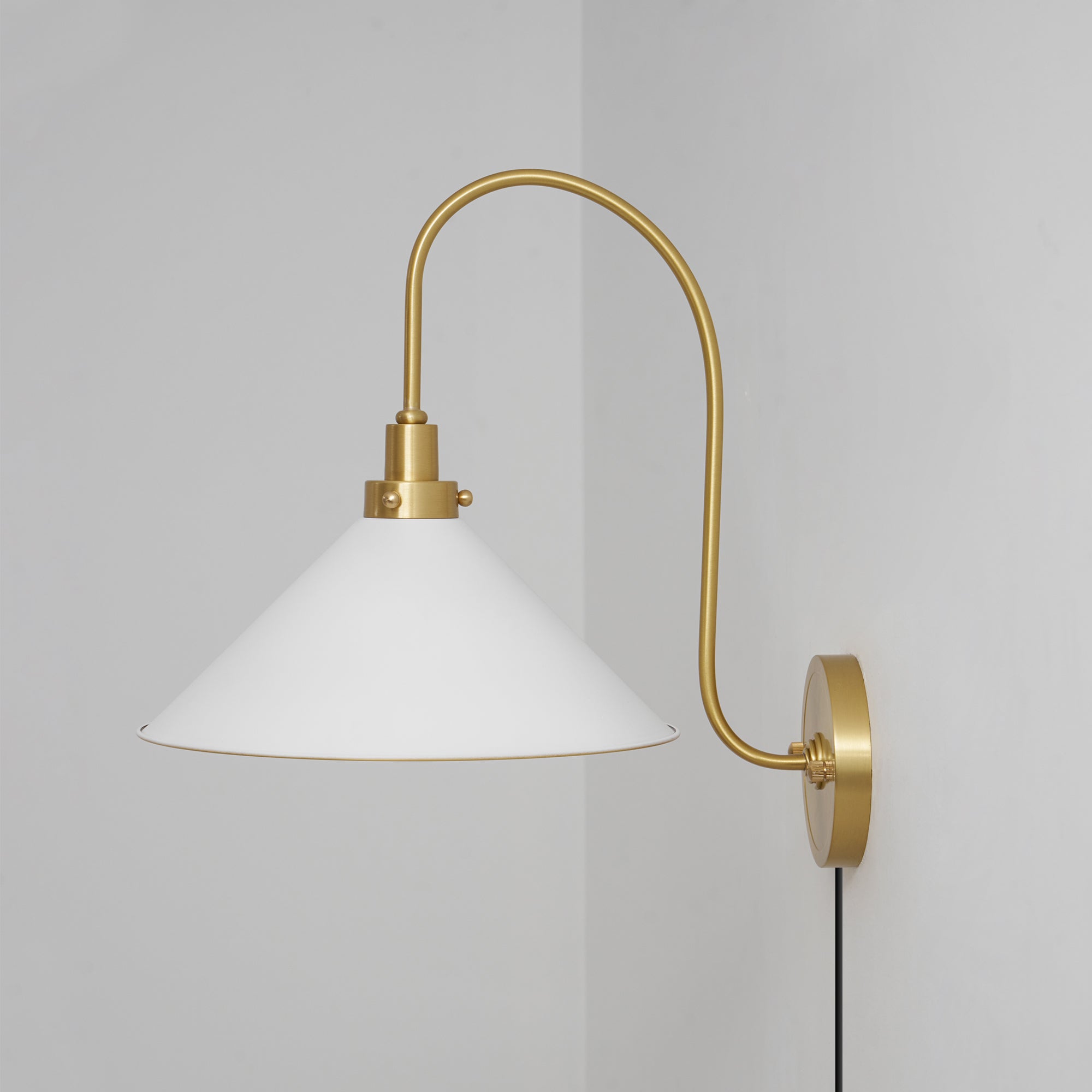 Clivedon Plug-in Wall Sconce