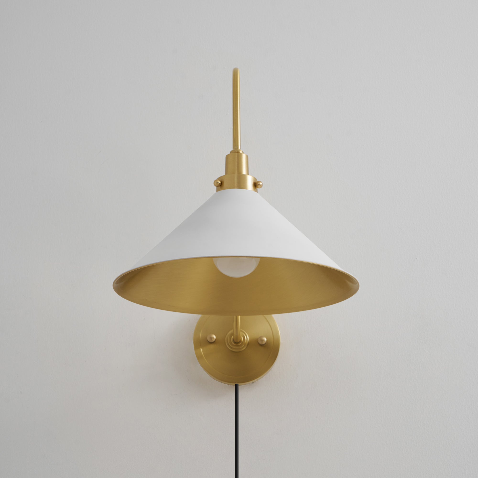Clivedon Plug-in Wall Sconce