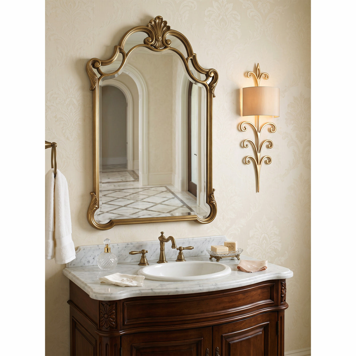 Crawford Wall Lamp