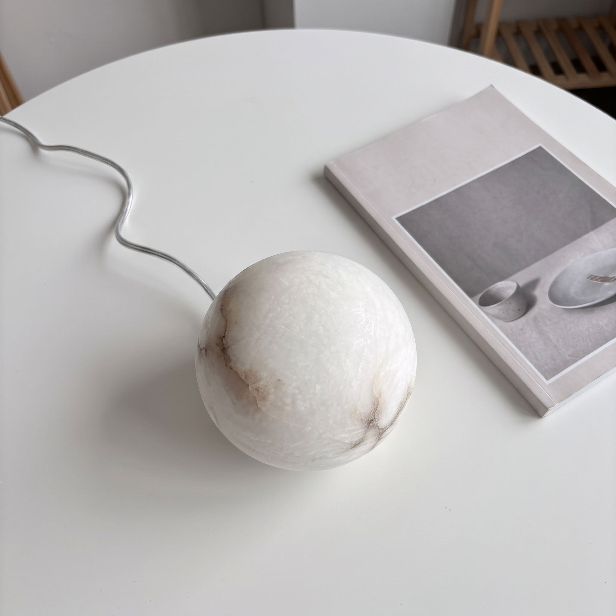 Darrow Glowing Table Lamp