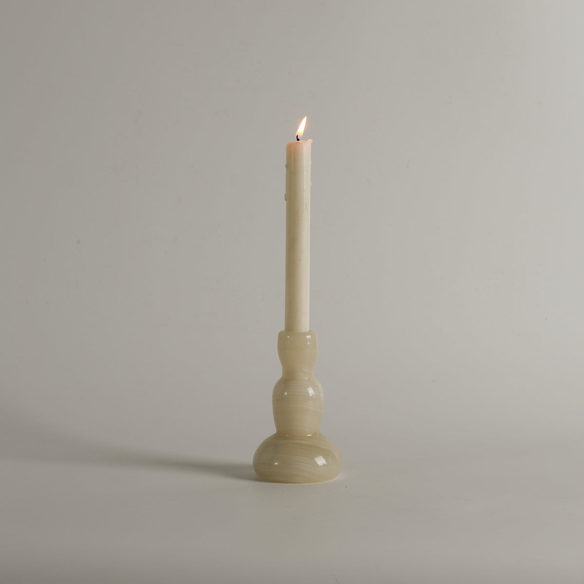 Delia Onyx Candlestick