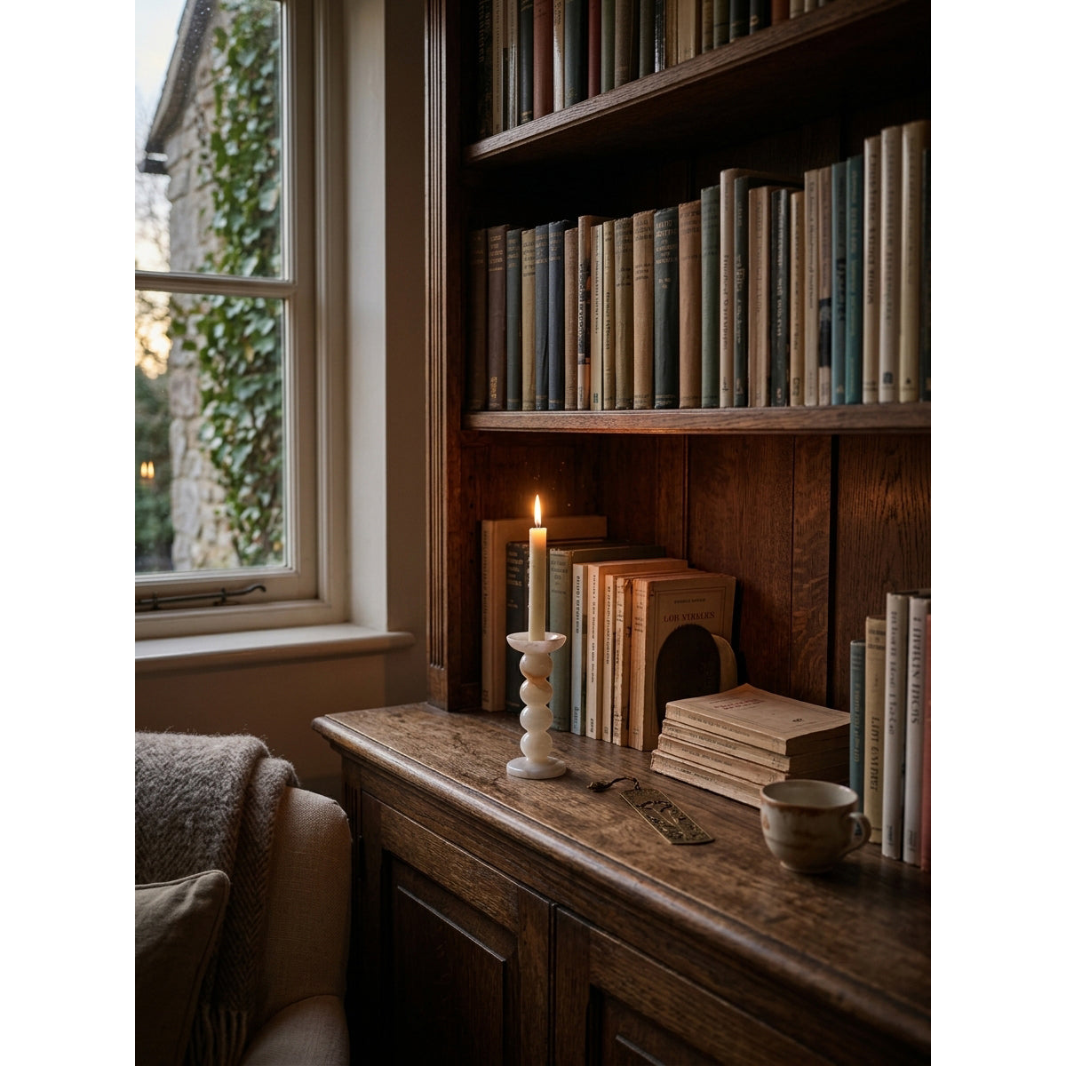 Delia Onyx Candlestick